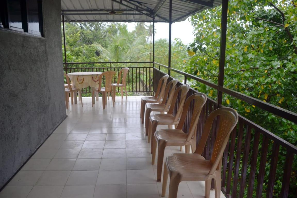 Gokul Cottage & Villa Revadanda Exterior foto